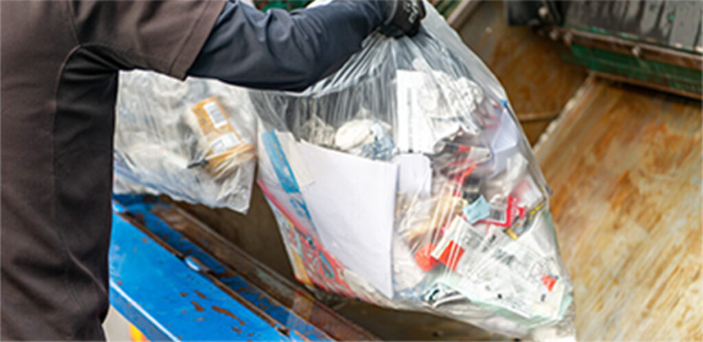 ご家庭向けの一般廃棄物・産業廃棄物などの収集運搬